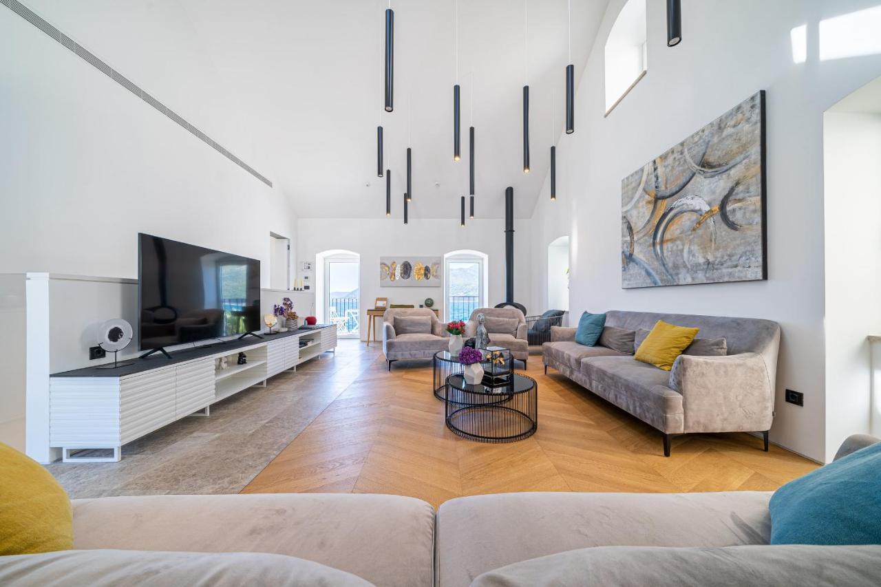 Villa Lastva Tivat Buitenkant foto